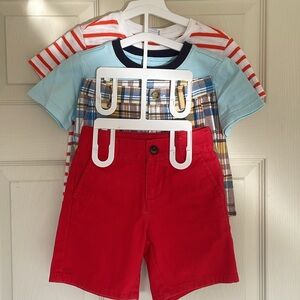 Bundle: 2 t-shirt & 2 shorts Janie and Jack